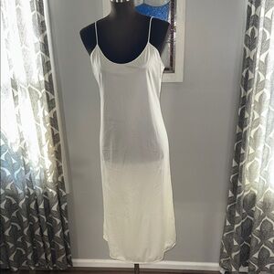 Vanity Fair Vintage Simple Satin Scallop Trim Slip Dress SZ LG